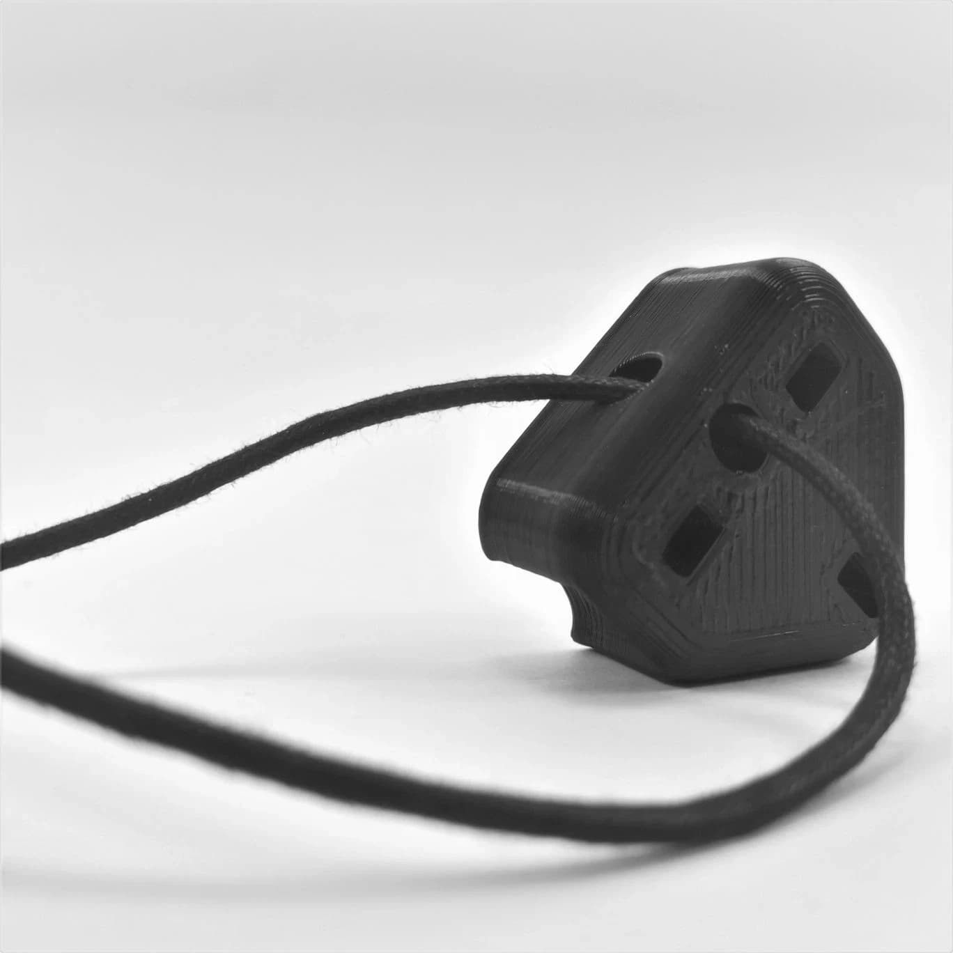 13Amp Uk Laptop Plug Protector - Image 1